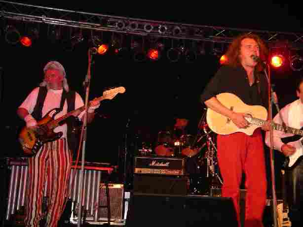 nextwaltz02.jpg